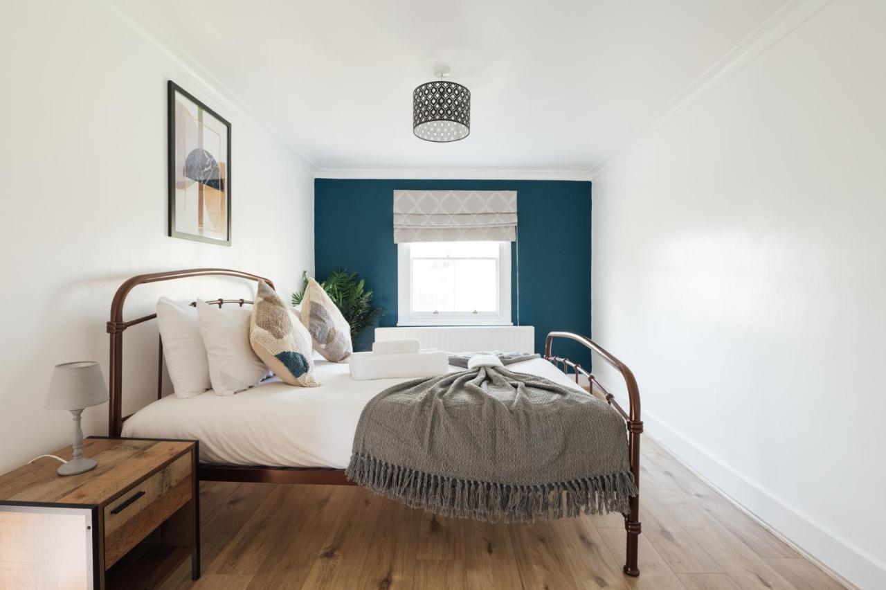 Stunning & Stylish 2 Bed Flat In West London Apartment Bagian luar foto