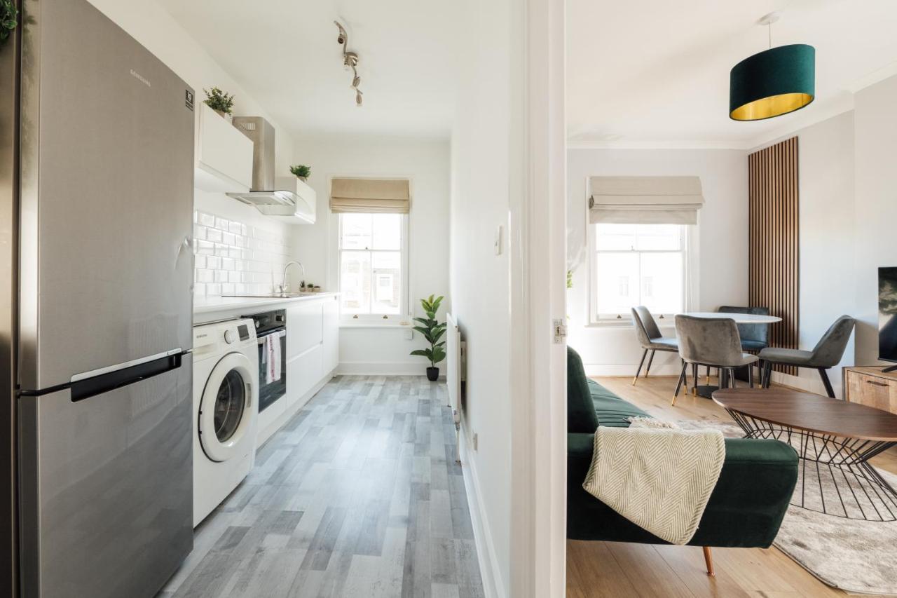 Stunning & Stylish 2 Bed Flat In West London Apartment Bagian luar foto