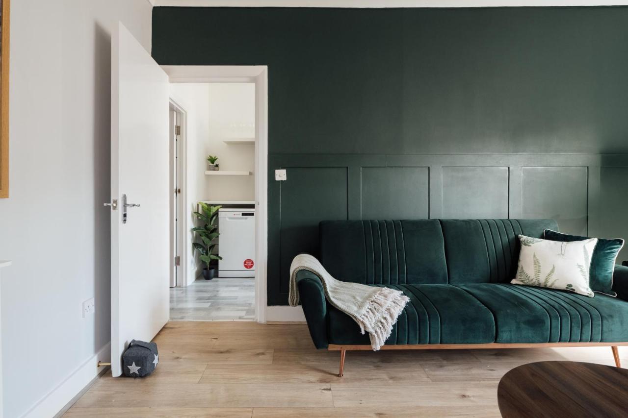 Stunning & Stylish 2 Bed Flat In West London Apartment Bagian luar foto